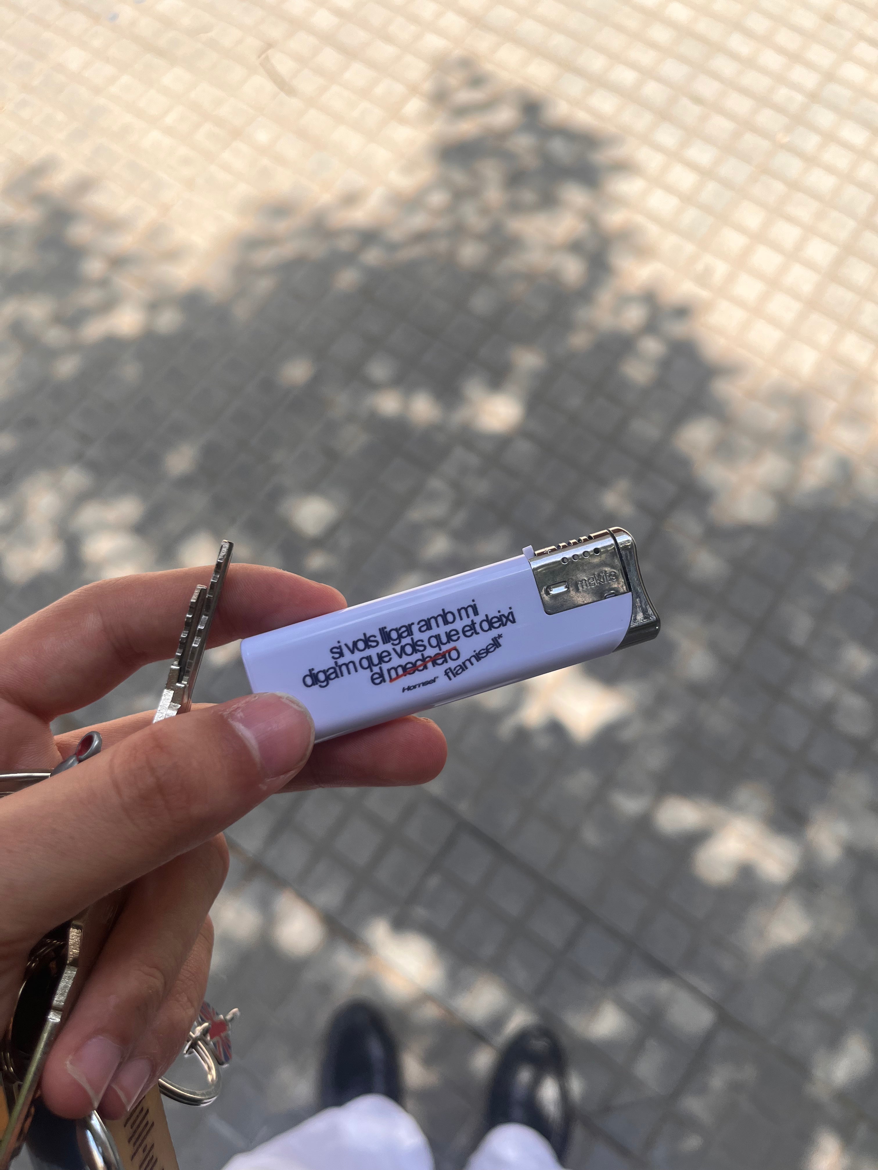 Si Vols Lligar amb Mi Lighter White